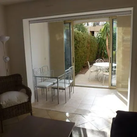 Beautifull 2 Appt, Closed Main Sights!